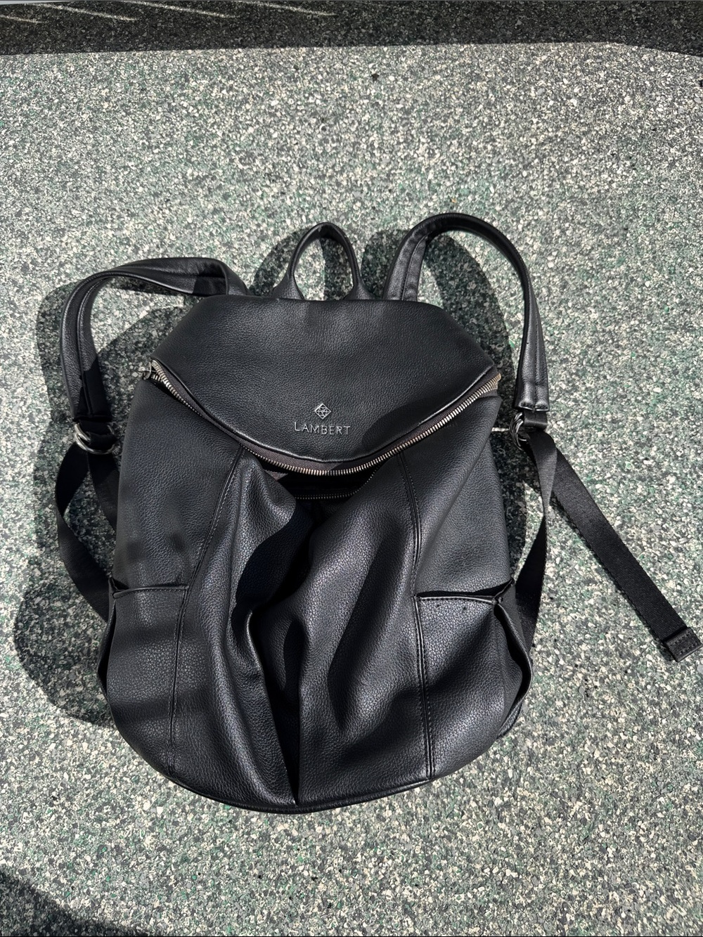 Black Vegan Leather Shoulder Backpack : Like New Lambert : « Sara »